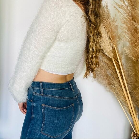NEW DOLLS KILL BLUE BLUSH White Cropped Crop Top Plunge VNeck Fuzzy Sweater S - Picture 2 of 8